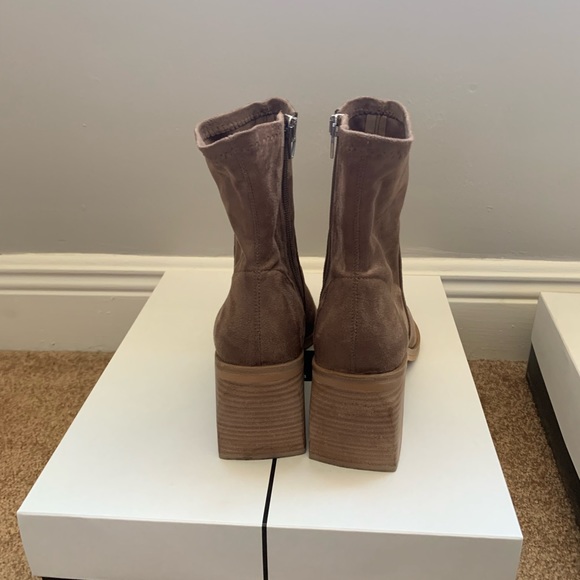 Dolce Vita Indiga Truffle Stella Suede Booties - Picture 8 of 10